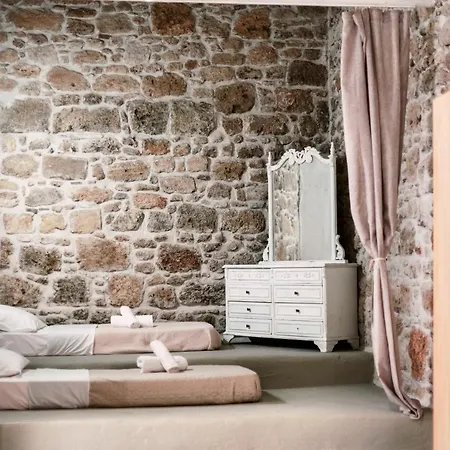 Antika Traditional Stone House * Haraki