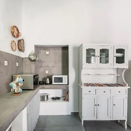 Apartment Antika Traditional Stone House *